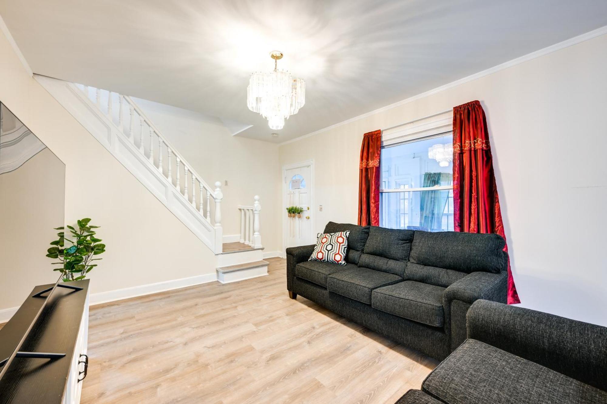 Charming Long Island Home With Fenced Yard! Freeport Exteriör bild